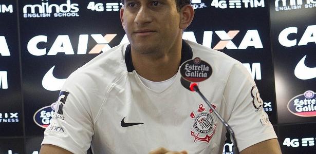 Ascendência de agente sobre Pablo incomoda Corinthians, que analisa caso