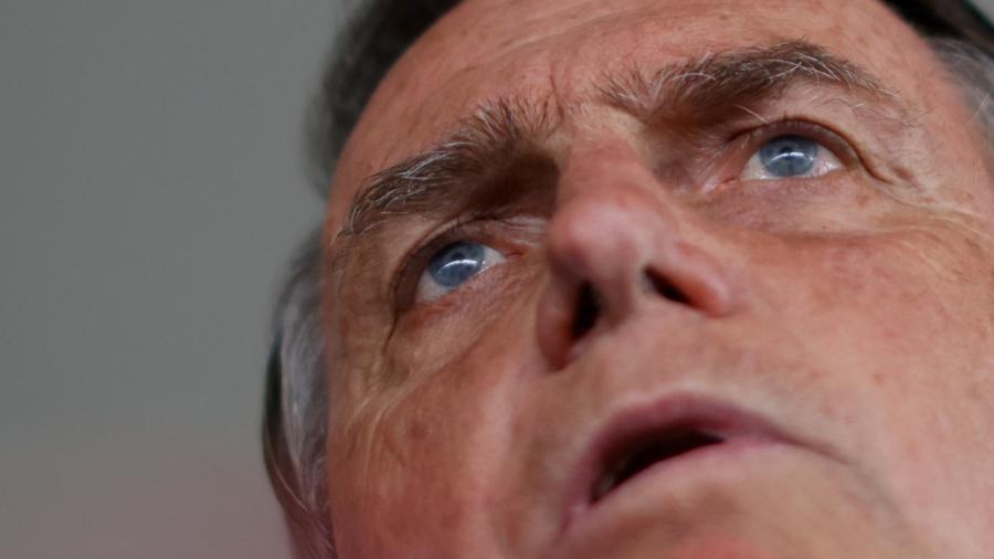  Bolsonaro: "Lula deixou o Al Capone para trás". Este é o clima a três semanas da decisão do segundo turno  -  O Antagonista 