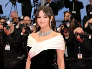 Selena Gomez é a mais nova bilionária do entretenimento; saiba de onde vem a fortuna