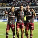 Fluminense atropela Santos em plena Vila Belmiro pelo Brasileiro