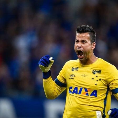 Fábio abre o jogo sobre situação do Cruzeiro e comenta saída de Rogério Ceni! - GettyImages