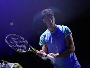 Academia de Ferrero instala superfície do ATP Finals para Alcaraz