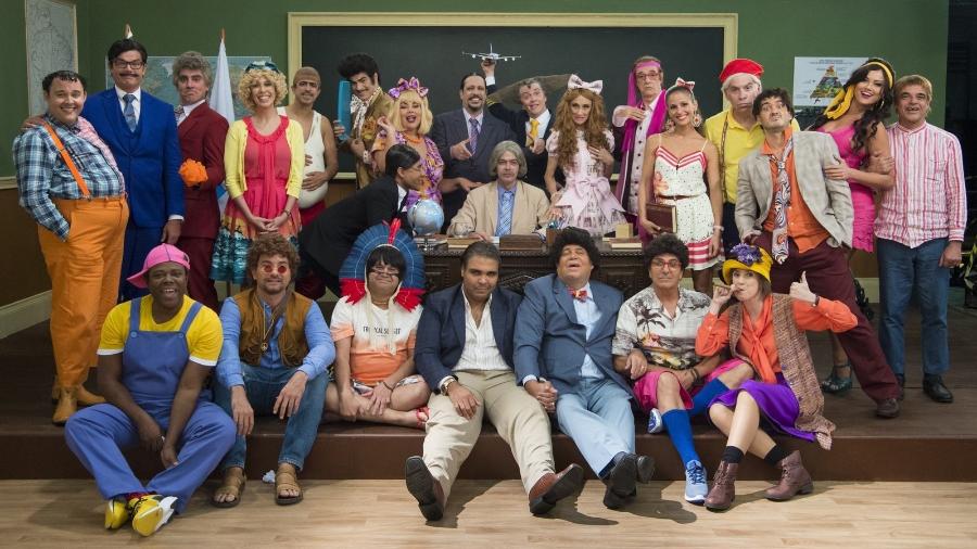 Este foi o elenco da quinta temporada da "Escolinha do Professor Raimundo" - TV Globo/Estevam Avellar