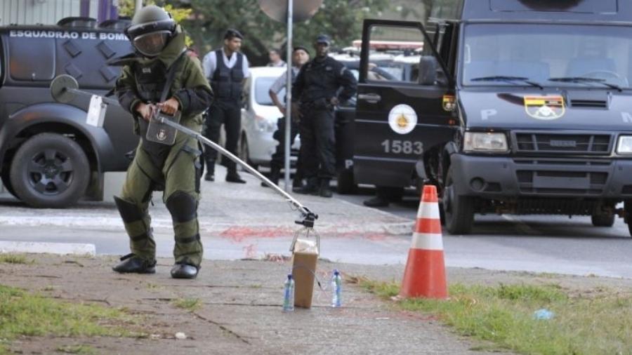 Polícia foi acionada para desarmar bomba próximo ao Aeroporto Internacional de Brasília                              - Valter Campanato/Agência Brasil                            