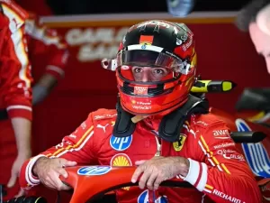 F1: Sainz pede 'calma' às equipes que estão o pressionando por uma decisão