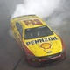NASCAR: Logano segura Briscoe e vence em Richmond