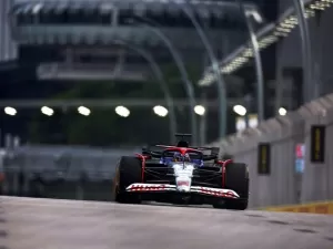 F1 - Ricciardo: "Esperamos que haja um safety car, tragam o Piquet Jr de volta e vamos fazer isso acontecer"