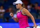 Barty vence mais uma e vai às semifinais do WTA de Wuhan; Svitolina cai - (Sem crédito)