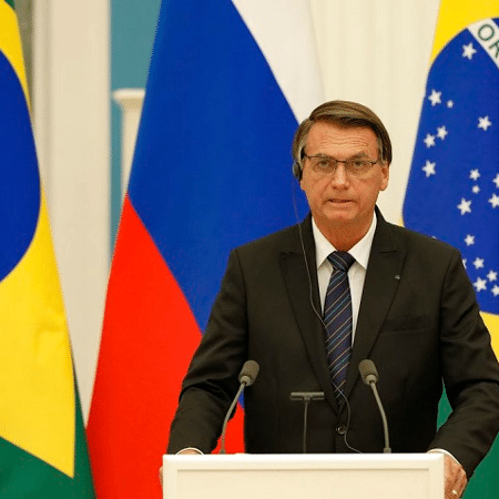 Bolsonaro diz que goveno está ajudando brasileiros a deixarem a Ucrânia - Alan Santos/Presidência