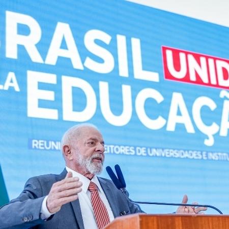 Lula participa da Cúpula do Mercosul no Paraguai 