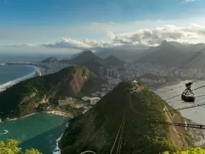 Recorde de turismo internacional é registrado no Brasil em 2024; saiba mais