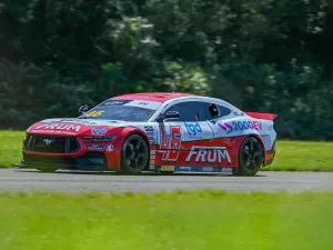 NASCAR Brasil: Vitor Genz conquista título do Campeonato Nacional; Léo Torres vence em Tarumã