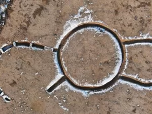 Mistério! Monumento antigo inédito é encontrado na França