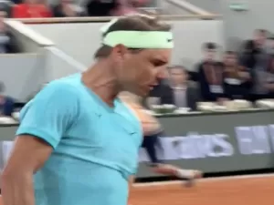 Em retorno a Roland Garros, Rafael Nadal perde para Alexander Zverev na primeira rodada 