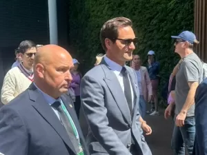 Federer está em Wimbledon para acompanhar despedida de Murray