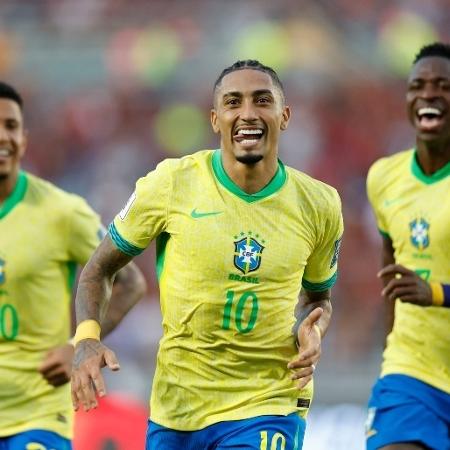 Brasil x Colômbia: melhorou, mas não está pronto Brasil x Colômbia: melhorou, mas não está pronto