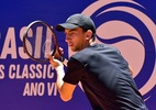 Fernandez e Loureiro vão às quartas em torneios no saibro europeu