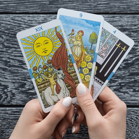 Tarot do amor consulta online grátis 24 horas por dia.