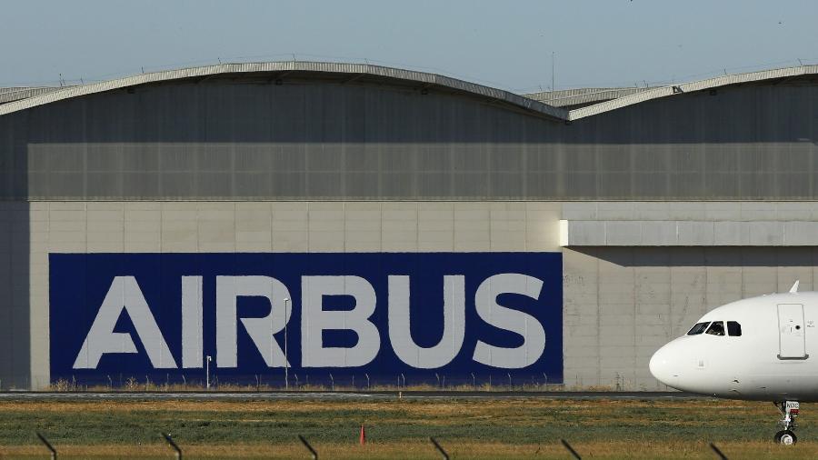 Airbus entregou 566 aviões em 2020, um terço a menos que em 2019 - Marcelo del Pozo/Bloomberg
