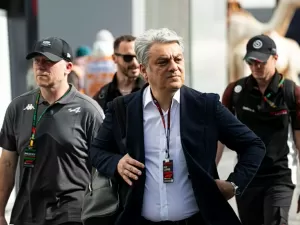 Renault considera deixar F1 como fornecedora de motores, diz jornalista