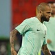 Daniel Alves será o capitão do Brasil contra Camarões na Copa do Mundo