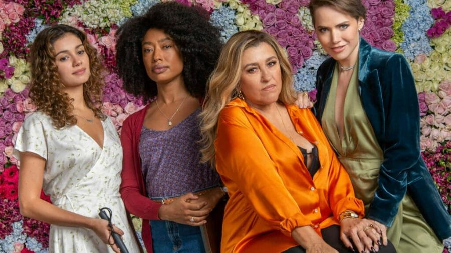 Maíra (Sophie Charlote), Judite (Mariana Nunes), Zoé (Regina Casé) e Vanessa (Leticia Colin) em Todas as Flores  - Divulgação/TV Globo 