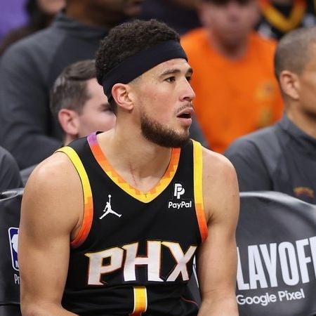 Depois de Durant, Devin Booker também desfalca Suns por lesão.