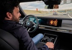 BMW já pode vender carros que se dirigem sozinhos - Divulgação