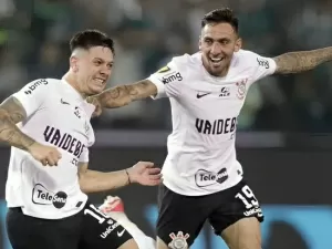 Record dispara com Palmeiras x Corinthians e rouba liderança de Huck