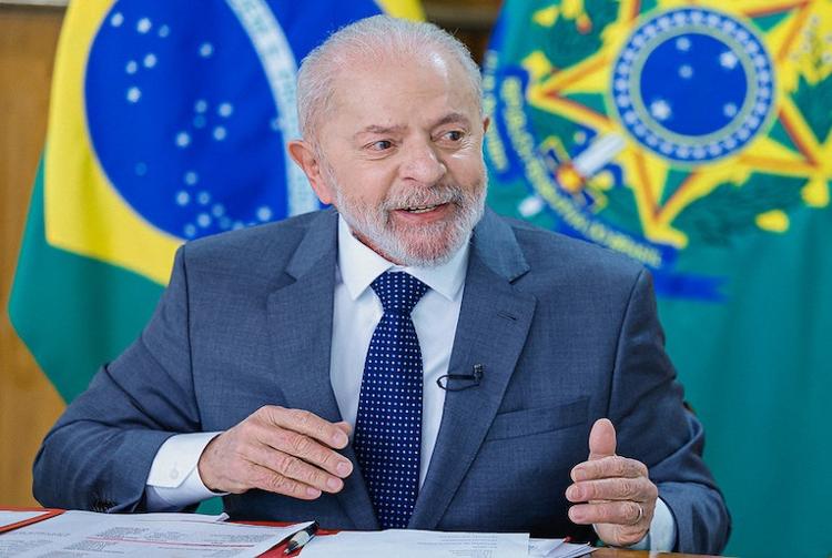 Lula sancionou projeto Pé-de-Meia em janeiro de 2024