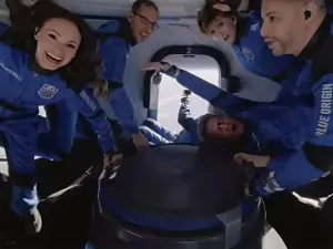 Blue Origin divulga imagens internas do voo espacial turístico NS-28