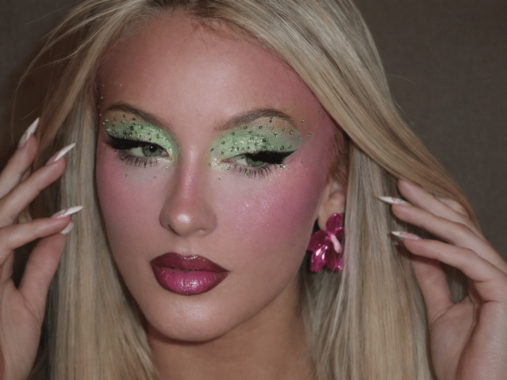 Imagem de uma inspiração de maquiagem para Carnaval de Zara Larrson - undefined