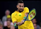 Kyrgios vence Tsitsipas em jogo eletrizante com três tie-breaks - (Sem crédito)