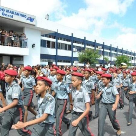 Governo Federal decide encerrar o Programa Nacional de Escolas Cívico-Militares