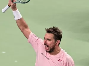 Wawrinka vence o favorito Nakashima na estreia em Estocolmo