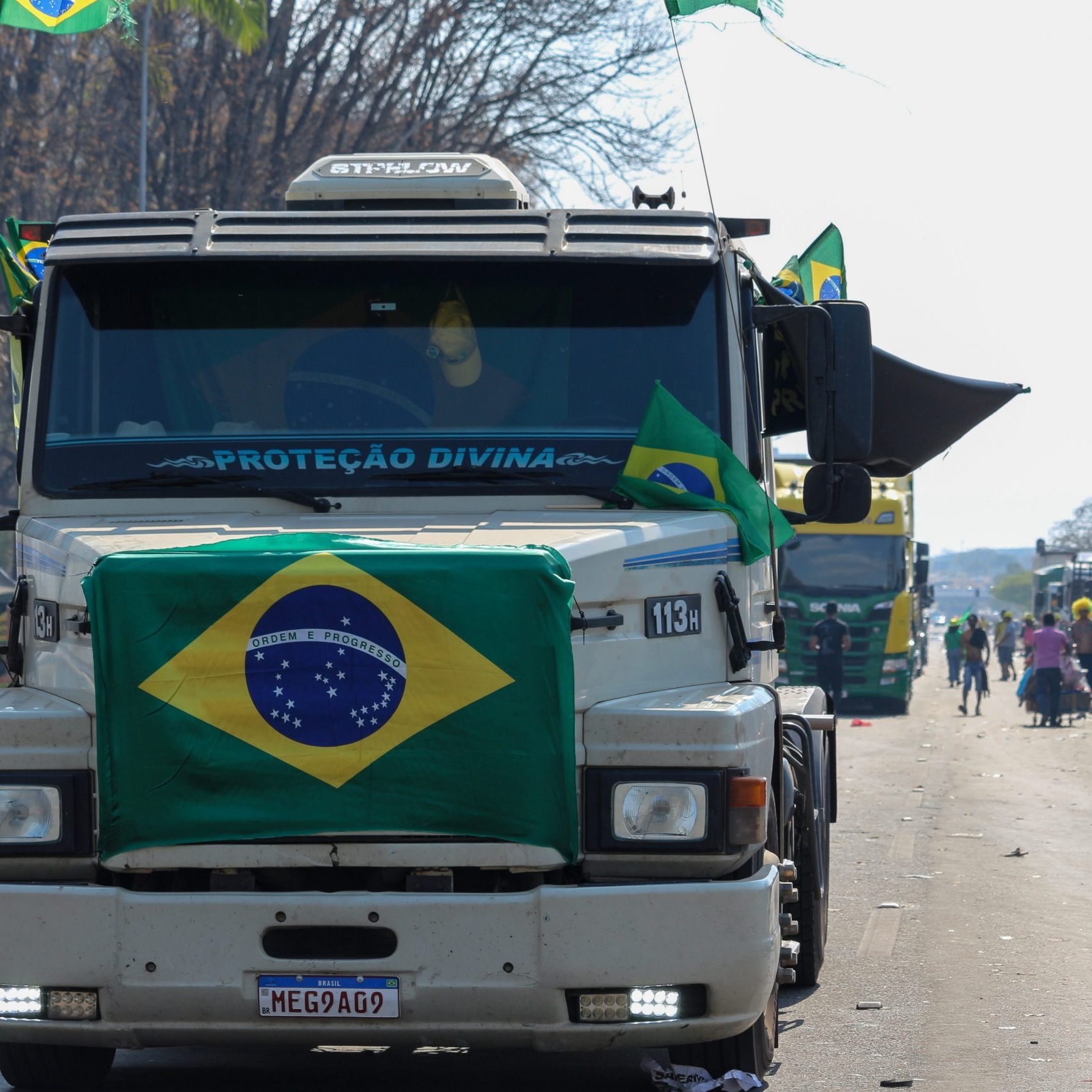 Caminhoneiros reclamam de terem sido obrigados a aderir à mobilização