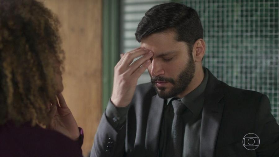 Gisele (Sheron Menezzes) e Diogo (Armando Babaioff) em Bom Sucesso - Gisele (Sheron Menezzes) e Diogo (Armando Babaioff) em Bom Sucesso