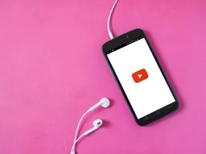 Finalmente: YouTube TV vai permitir reprodução de conteúdos com tela bloqueada