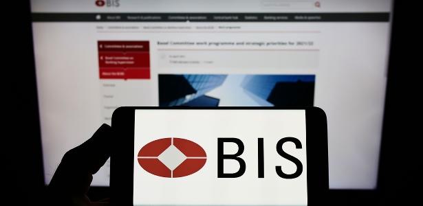 IA e dívidas ampliaram risco global, diz grupo que reúne bancos centrais
