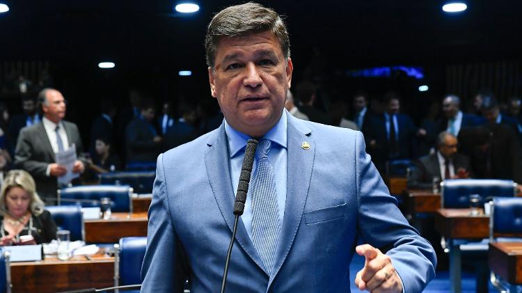  Carlos Viana preside a Frente Parlamentar Evangélica no Senado