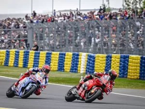 MotoGP: Bagnaia lidera TL2 em Misano; Giannantonio e Martín têm queda