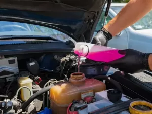 'Água' do radiador: o que você deve observar para seu carro funcionar bem