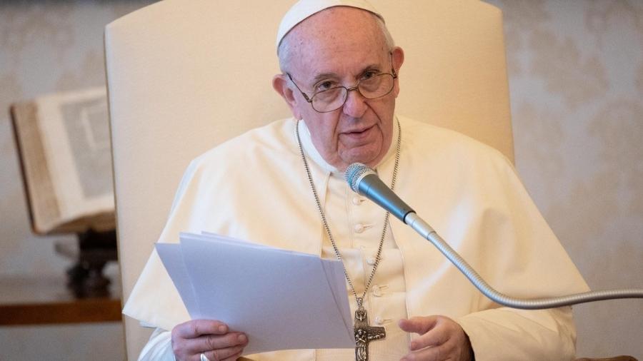                                  Papa Francisco em discurso                               -                                 HANDOUT/VATICAN MEDIA/AFP                            