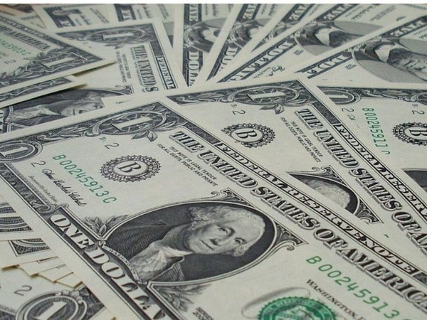 Por que o dólar disparou 4,14% e quase chegou a R$ 5,40?