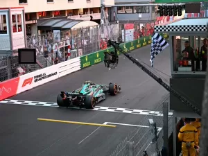 F1: Alonso pensou que havia pontuado em Mônaco e fica na bronca com regra