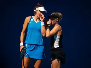 Bia vence mais uma com Siegemund e vai para a final de Adelaide