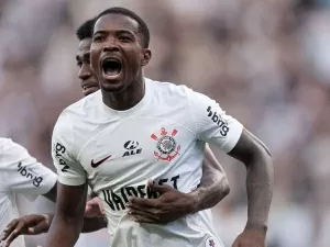 Cacá comemora boa fase no Corinthians e detalha recurso: "Estou..."