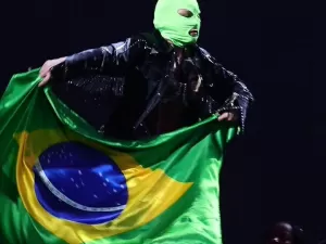 'Estão prontos?': Madonna convoca fãs para show histórico em Copacabana