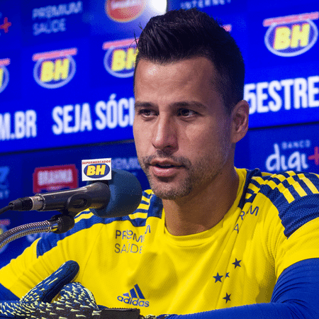 Goleiro Fábio, ex-jogador do Cruzeiro durante entrevista coletiva - Gustavo Aleixo / Cruzeiro / Flickr