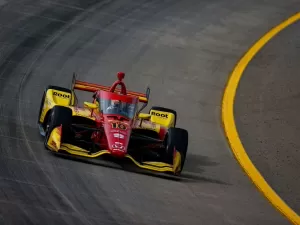 Palou conquista tricampeonato da Indy após problemas de Power